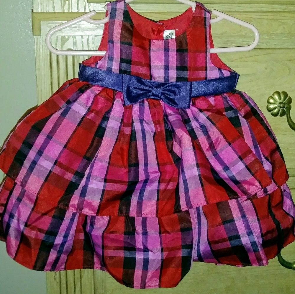 Gorgoues plaid Baby girl dress 3months
